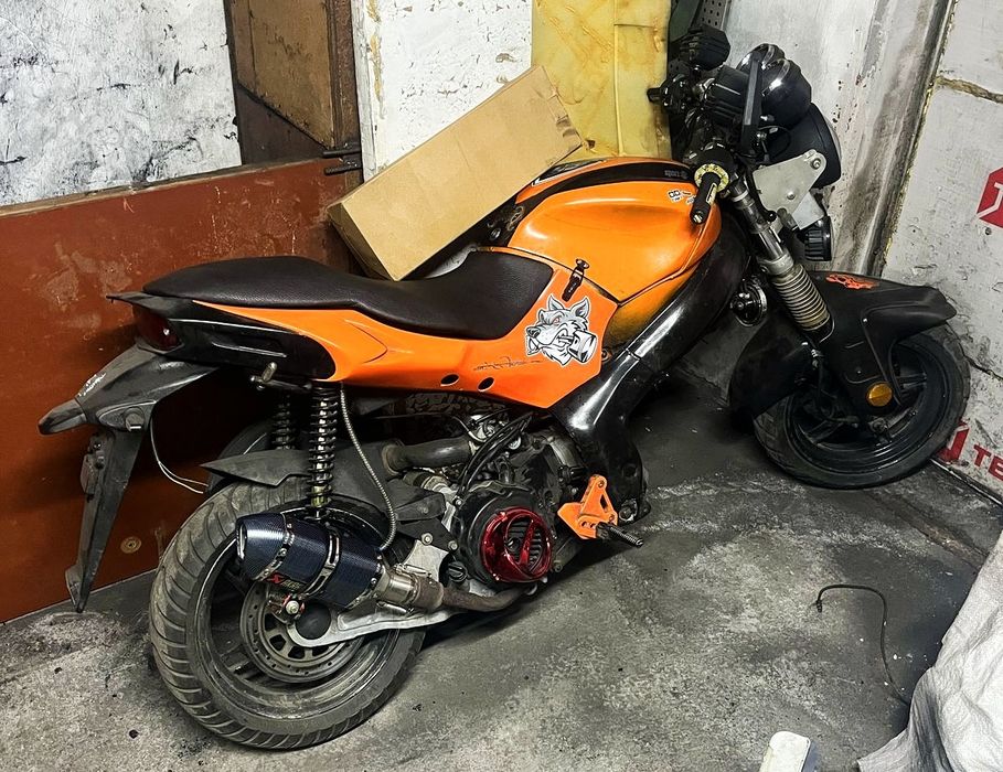 Продам скутер байк Peda Hornet V2