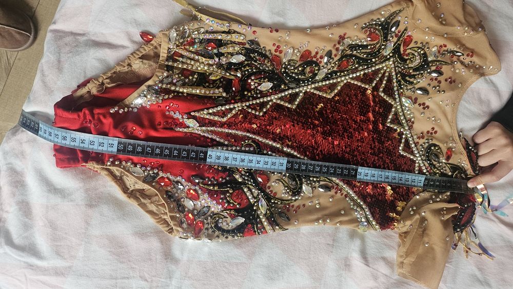 Трико за художествена гимнастика