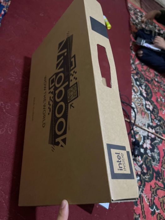 Noutbuk sotiladi Srochno