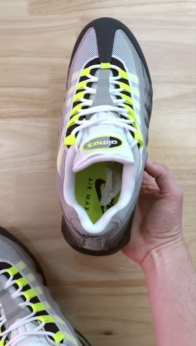 Nike Air Max 95 Neon