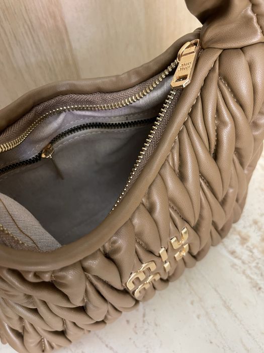 Miu Miu Wander чанта