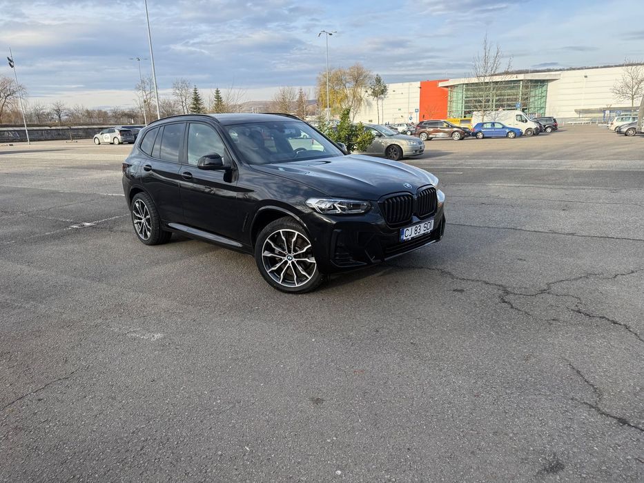 BMW X3 Înmatriculat ,de 5 luni adus în țară,mașina arată impecabil