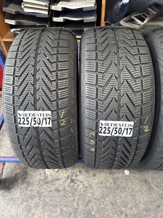225/50/17 Vredestein M+S