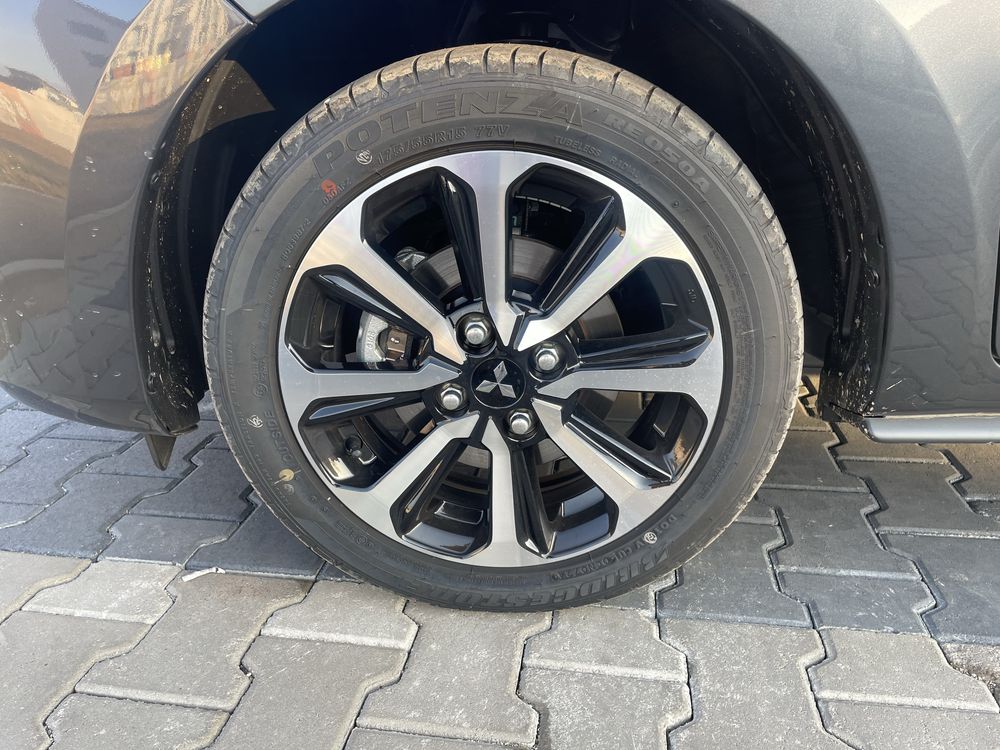 Mitsubishi SpaceStar-aproape nou