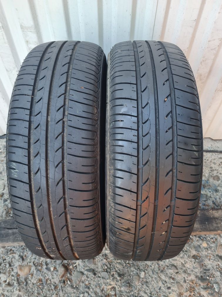 2 buc Anvelope de vara *185/65R15*BRIGESTONE*LICHIDARE STOC*50 Lei Buc