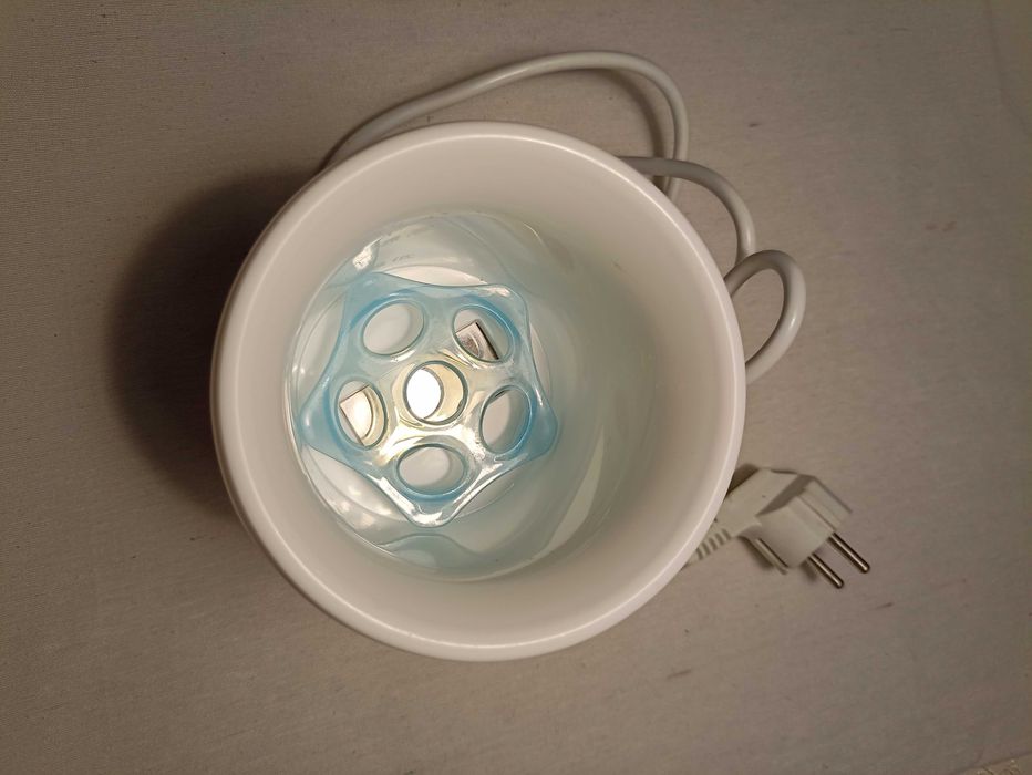 Електрически нагревател и стерилизатор 2в 1  за бутилки и бурканчета.