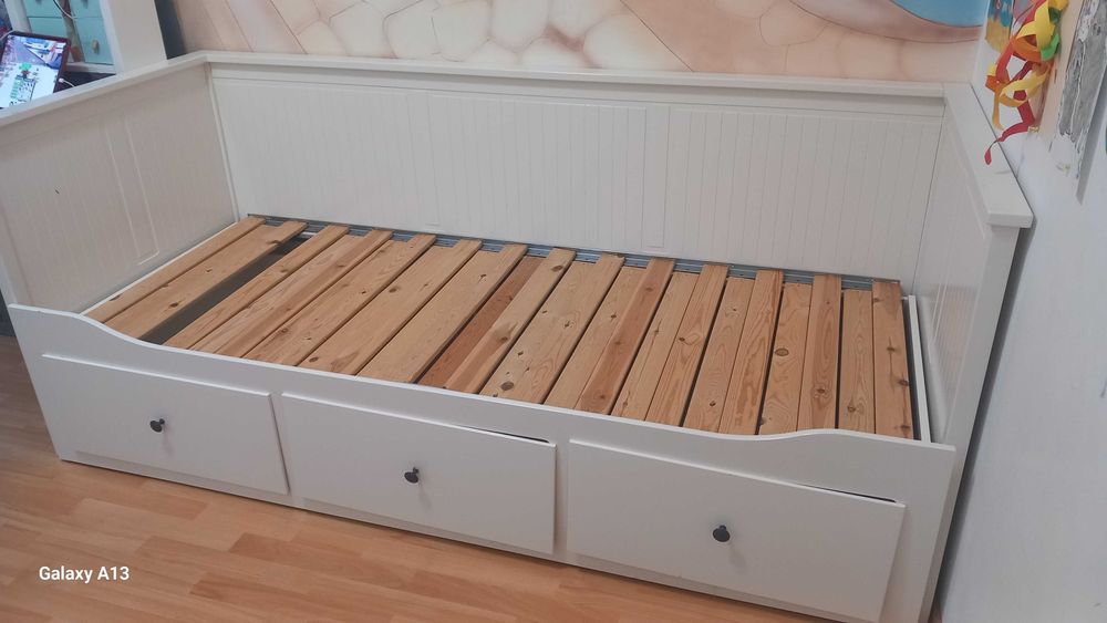 Pat HEMNES IKEA utilizat, in stare buna, primul utilizator.