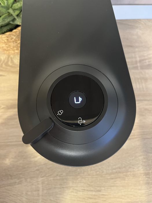 Aparat de cafea Nespresso Vertuo – aproape nou