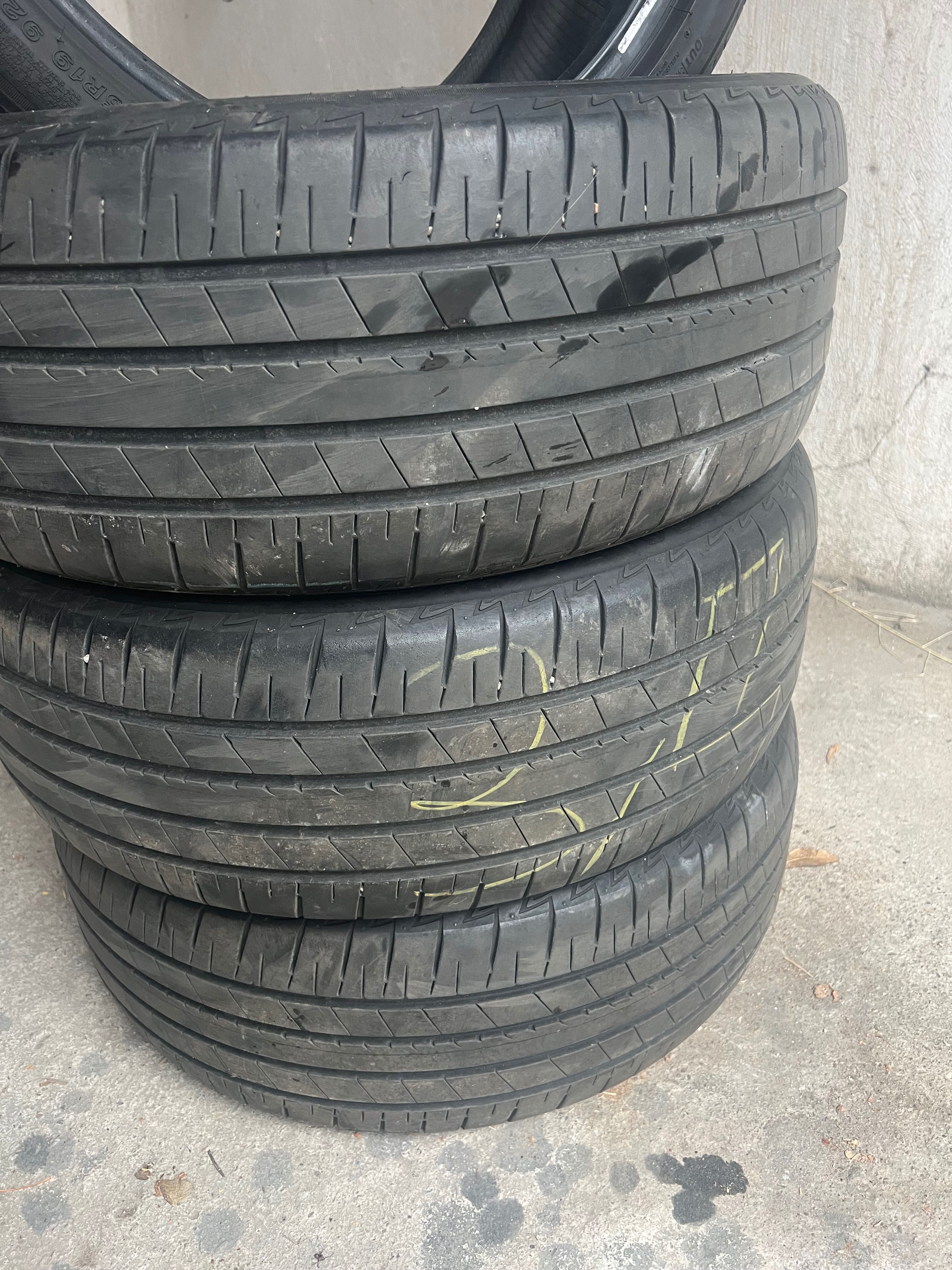 Гуми Bridgestone 225/45/19
