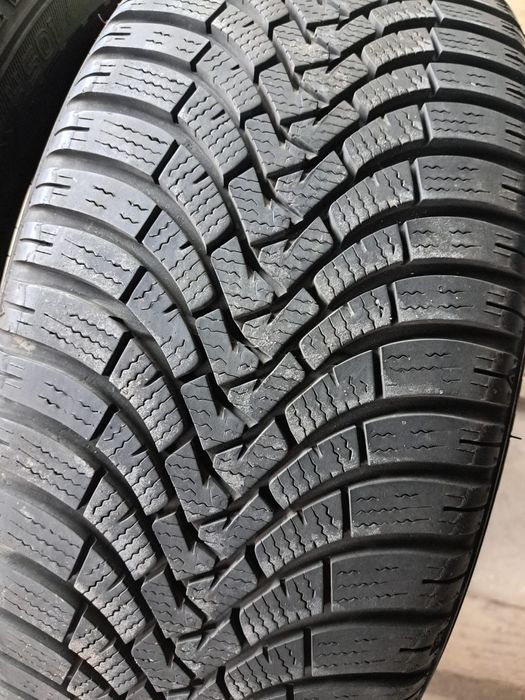 2 anvelope iarnă 215 45 r18 Falken