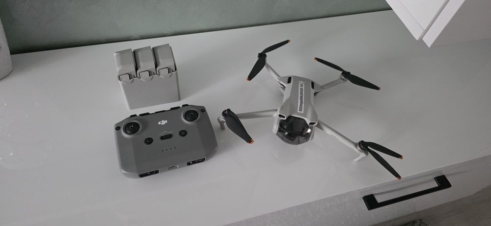 Drona DJI Mini 3 ,4K HDR