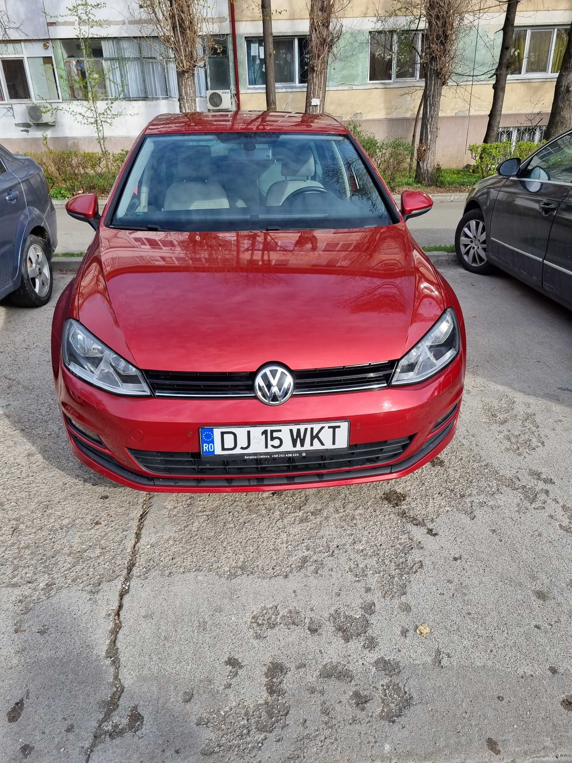 Vand Wolkswagen Golf 7 1.6 TDI, masina personala, culoare deosebita