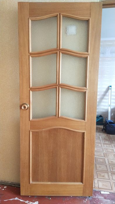 Двери б/у 80 см и 70 см, в хорошем состоянии.