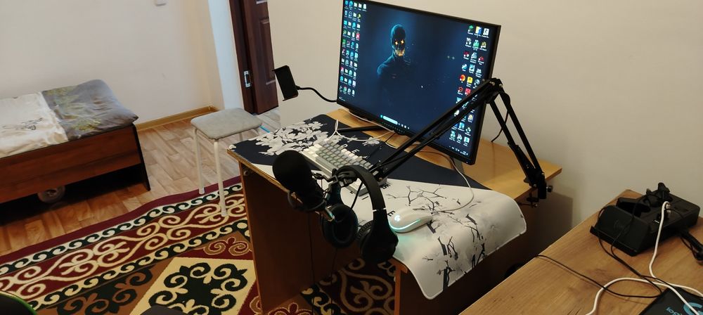 Компьютер сатылады

Монитор Thunderobot
27 дюйм Full HD
240Hz

Системн