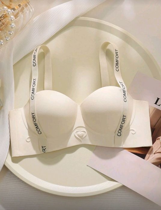 Ново! Дамски безшевен сутиен