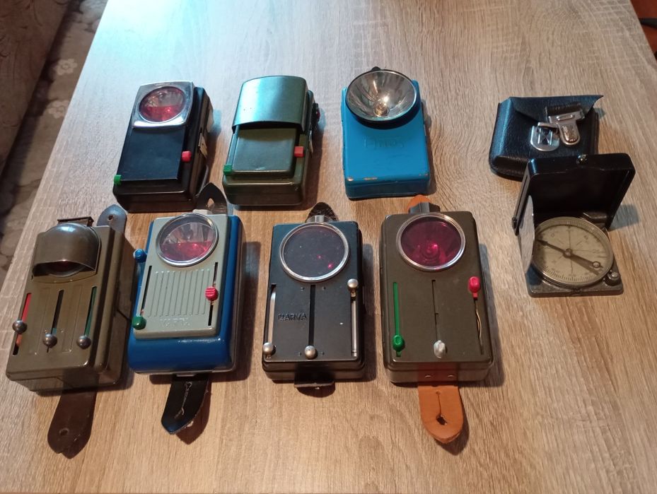 Lot de 8 lanterne vechi + busolă cadou