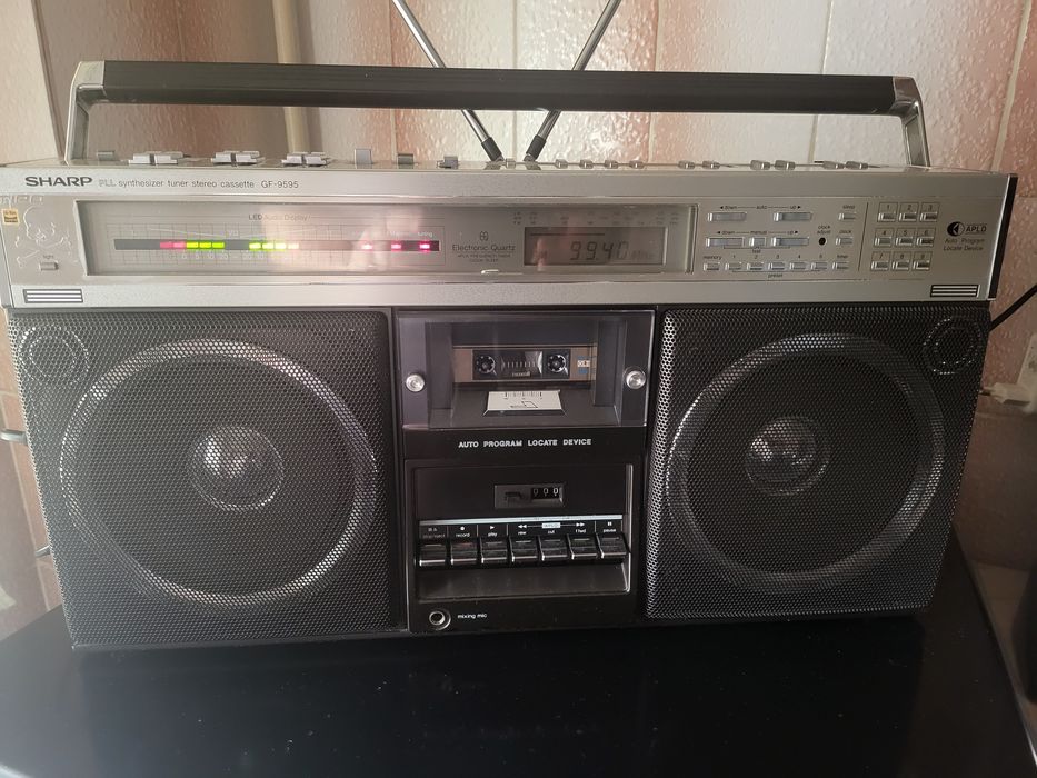 Radio Casetofon Sharp GF9595(Made in Japan)