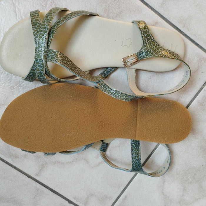 Дамски сандали естествена кожа