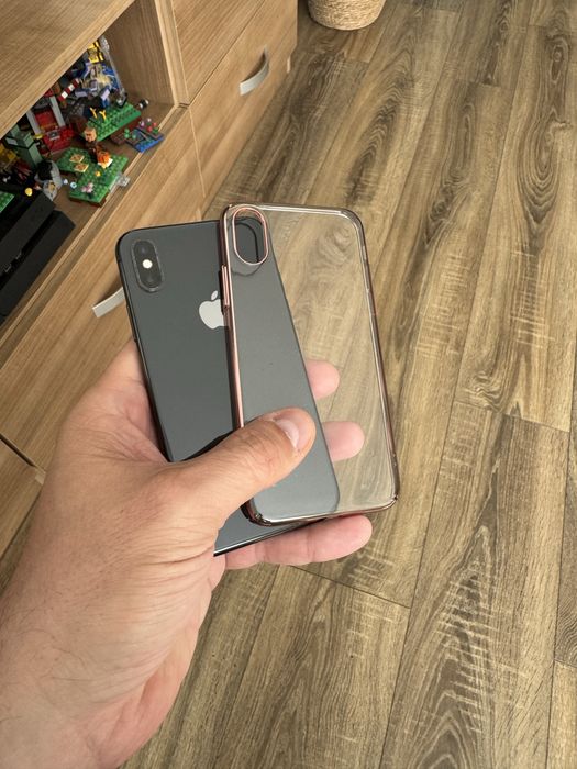 iPhone X grey,memorie 64Gb, baterie 100%, husa, cablu,frumos