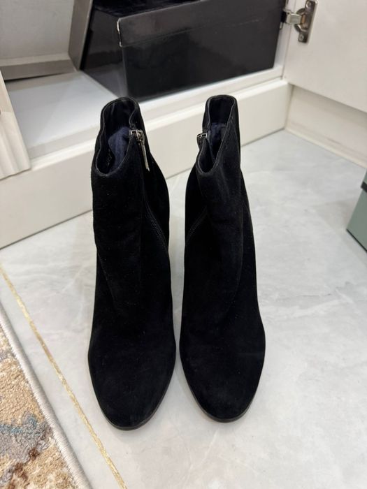 Продаю обуви туфли и ботинки.В отличном состоянии