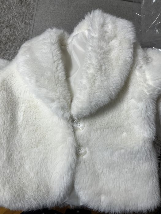 Scurtă din blană artificială