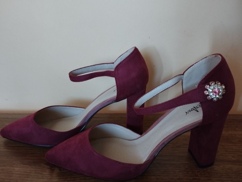 Удобни и елегантни обувки на марката Menbur