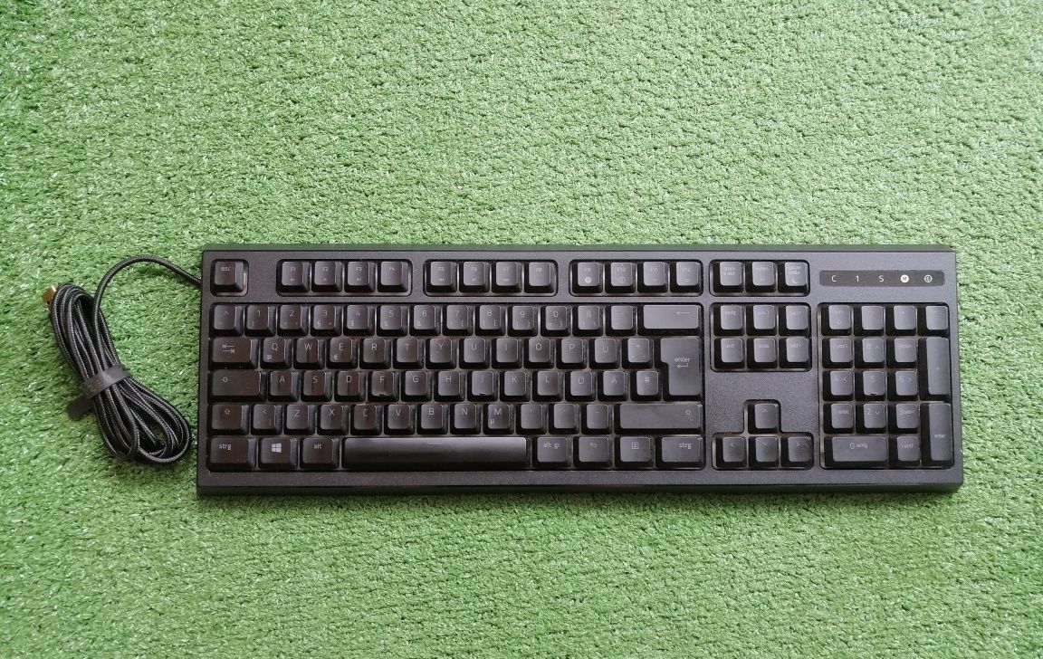 Tastatura Razer Ornata Chroma RZ03-0204 semimecanica