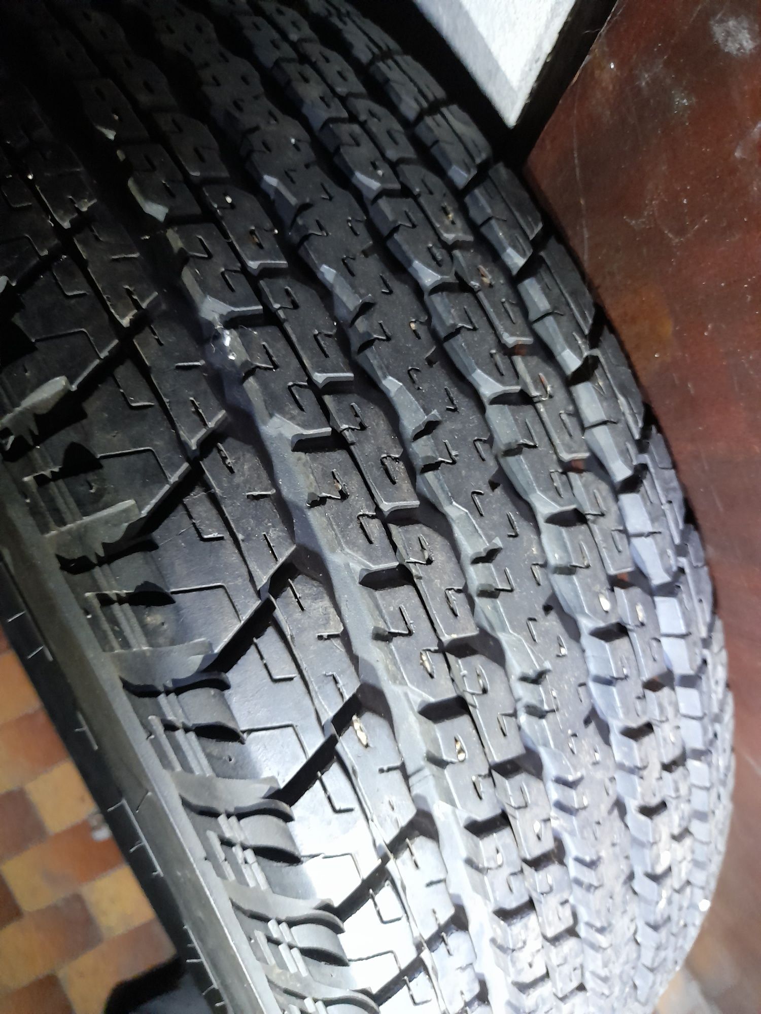 Гуми Bridgestone DUELER 255/70/18