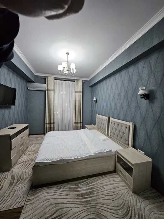 R1 Сдаётся Квартира 2/2/5 на Юнусабадском  ор-р Сайрам