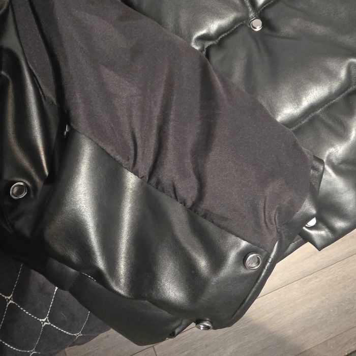 Продам кожаную куртку в идеальном состоянии зимнюю