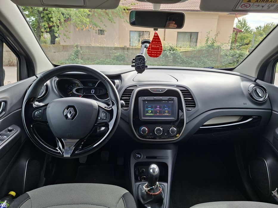 Renault Captur /0.9 tce/ an 2016/NAVIGAȚIEI/CLIMATRONIC