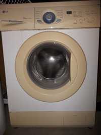 Продам неисправну стиральную машину на запчасти или под восстановление