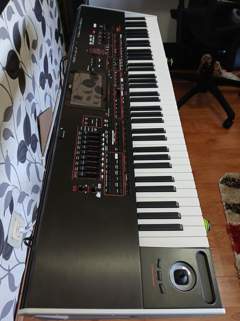 Korg PA4x x76 key în stare impecabilă, set inclus + altele