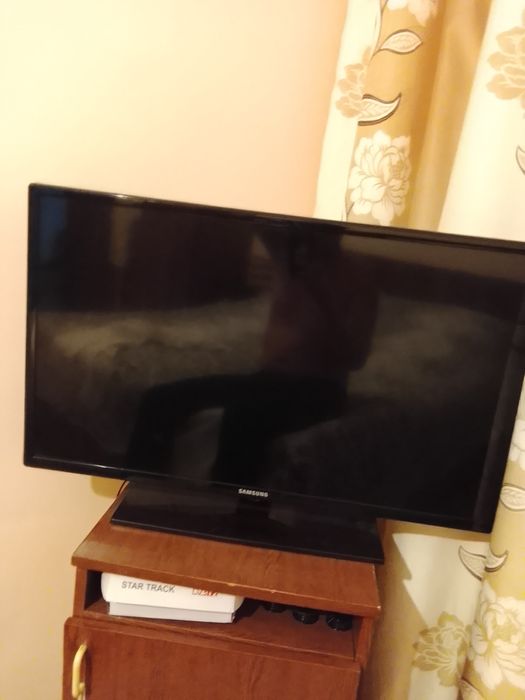 Продам телевизор Самсунг