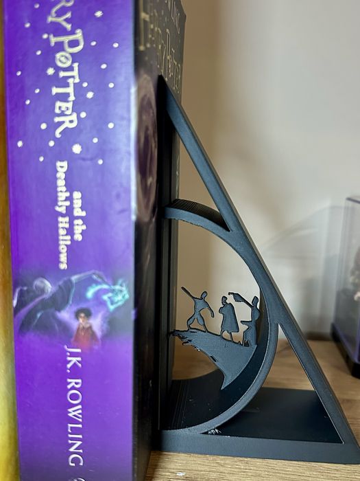 3D принтирана поставка за книги „Harry Potter“ – Даровете на Смъртта