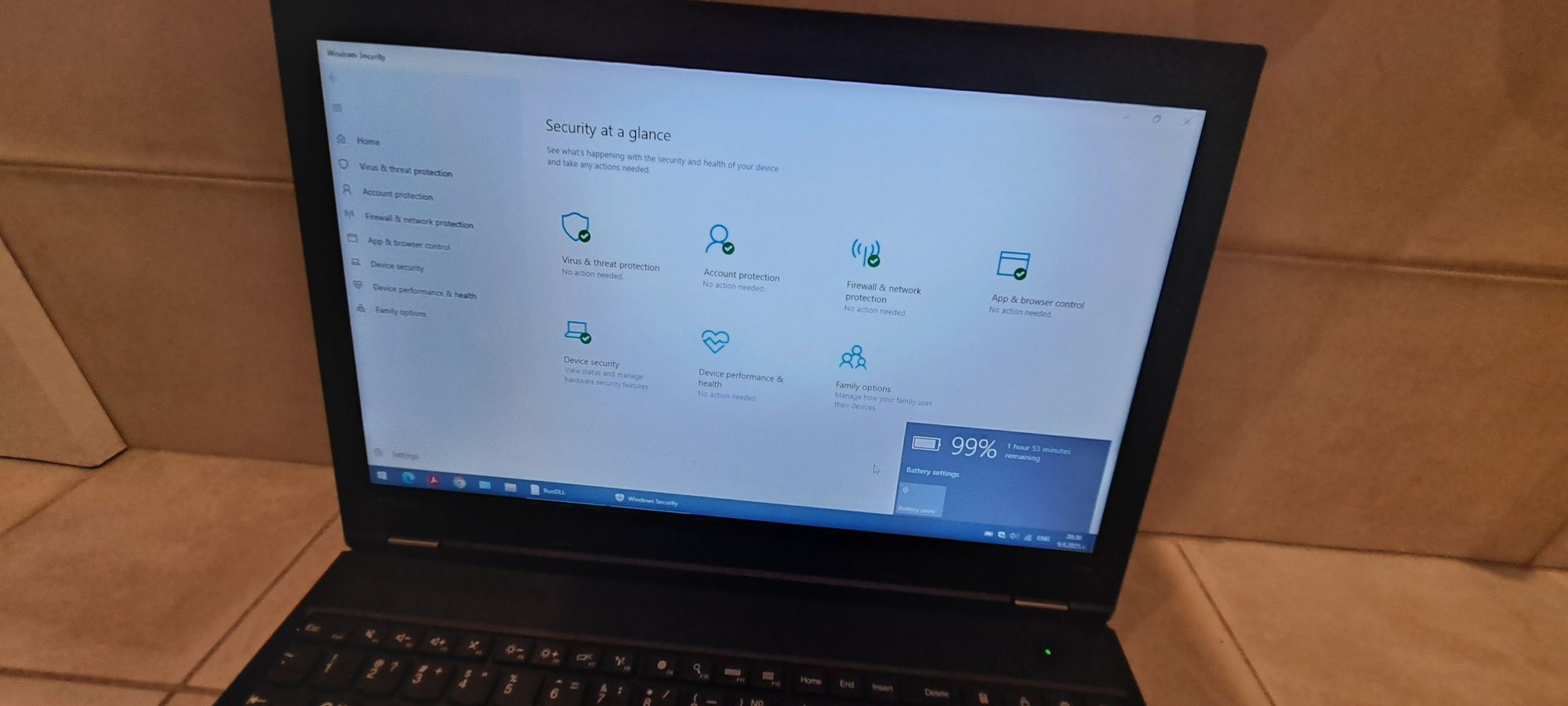 Лаптоп Lenovo L560