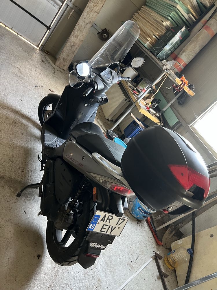 Vand scuter  Kymko Agility 125cc
