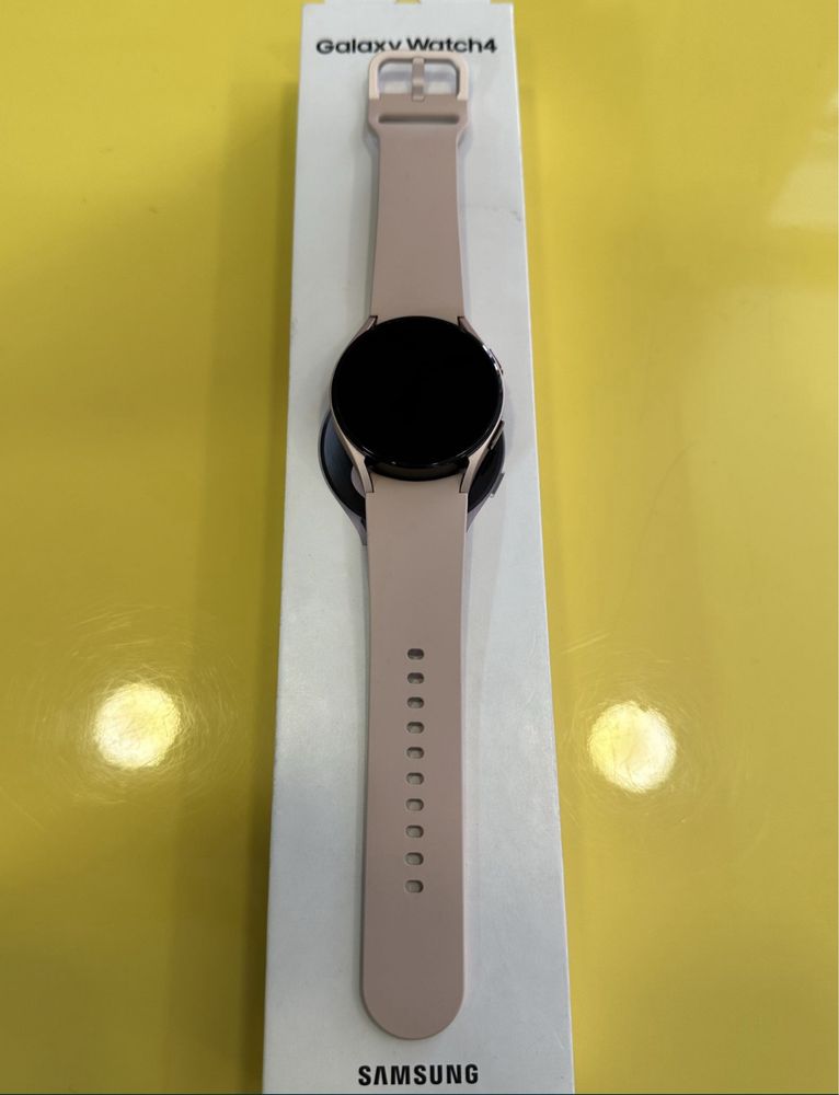 Samsung Watch 4 40mm (г. Тараз 7мкр 12/2) номер лота 290679