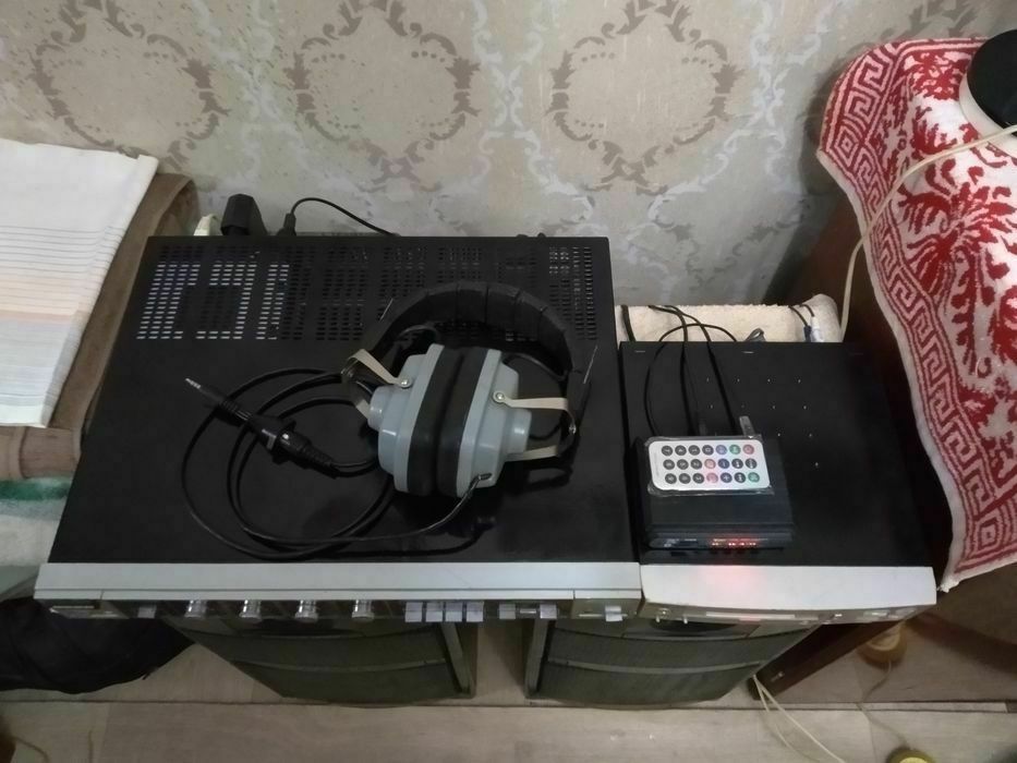 Усилитель,колонки Вега. МП3 модуль. Магнитофон-приставка SONY-TX313.