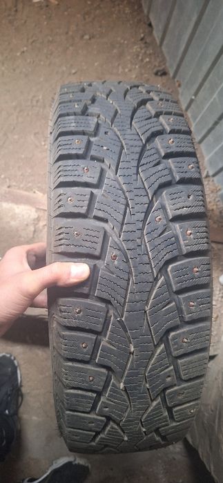 2 шт. продам зимние шины 185/65 R15