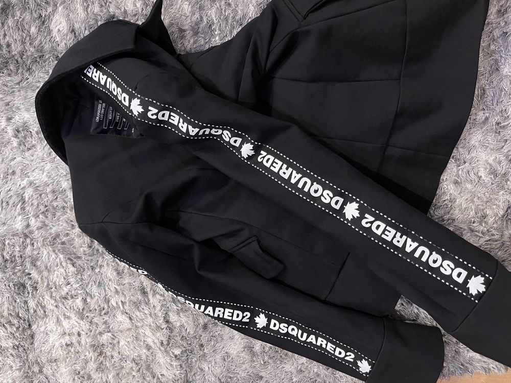 Сако Dsquared2