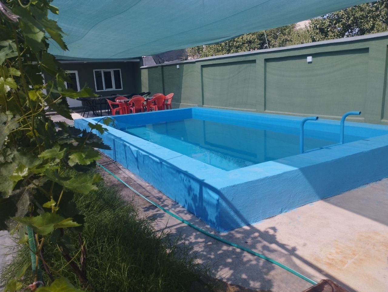Dacha sotiladi Piskent 1chi moʻstda