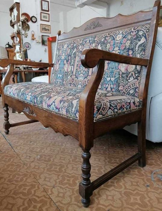 Красиво ретро канапе