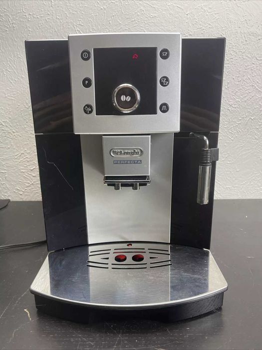 Espressor cafea automat DELONGHI Perfecta