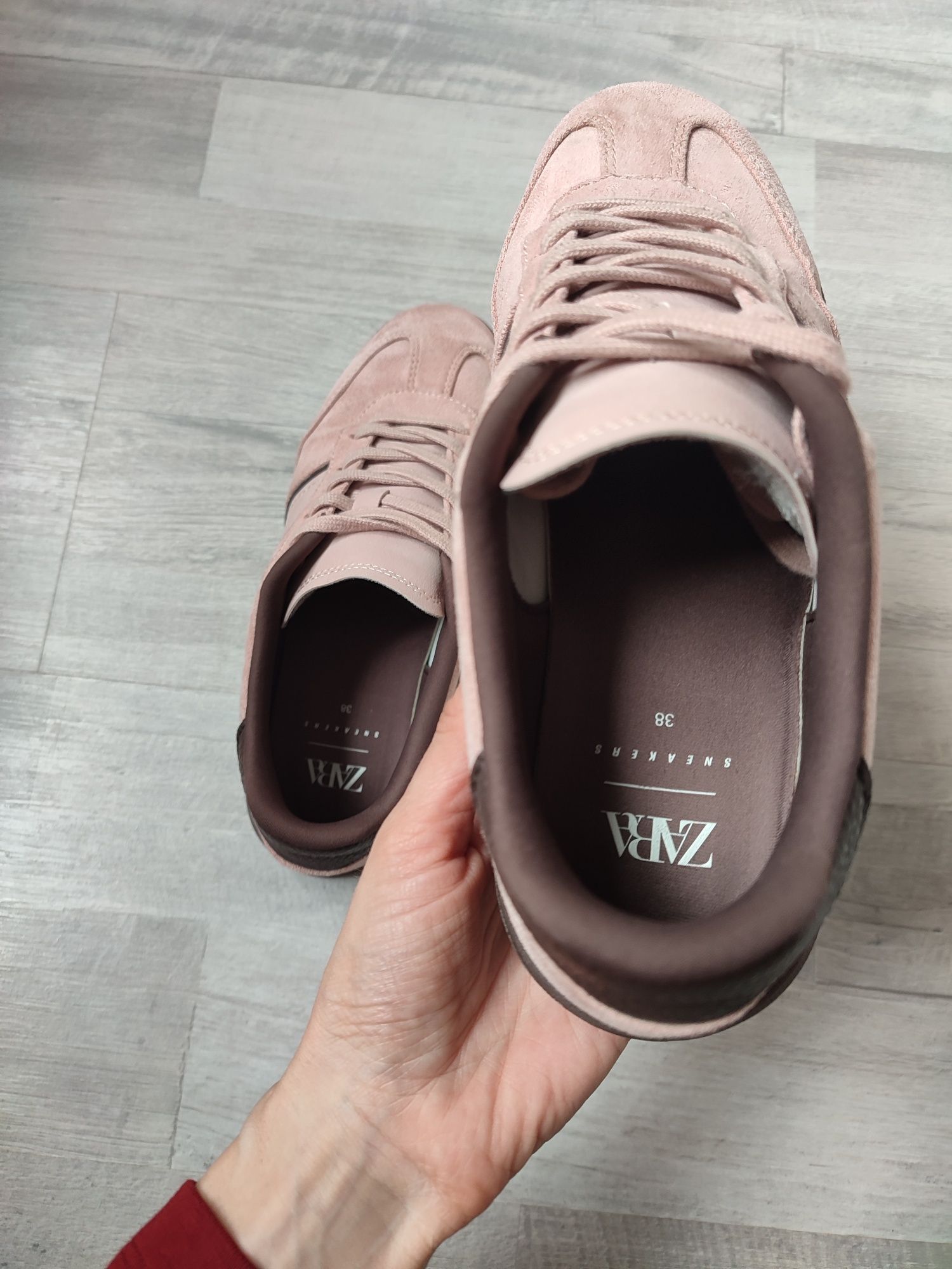 Дамски кецове Zara