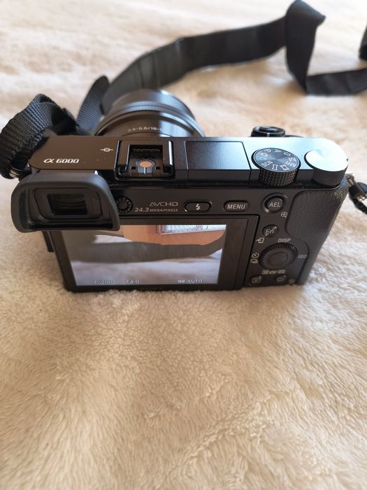 Sony A6000 фотоапарат