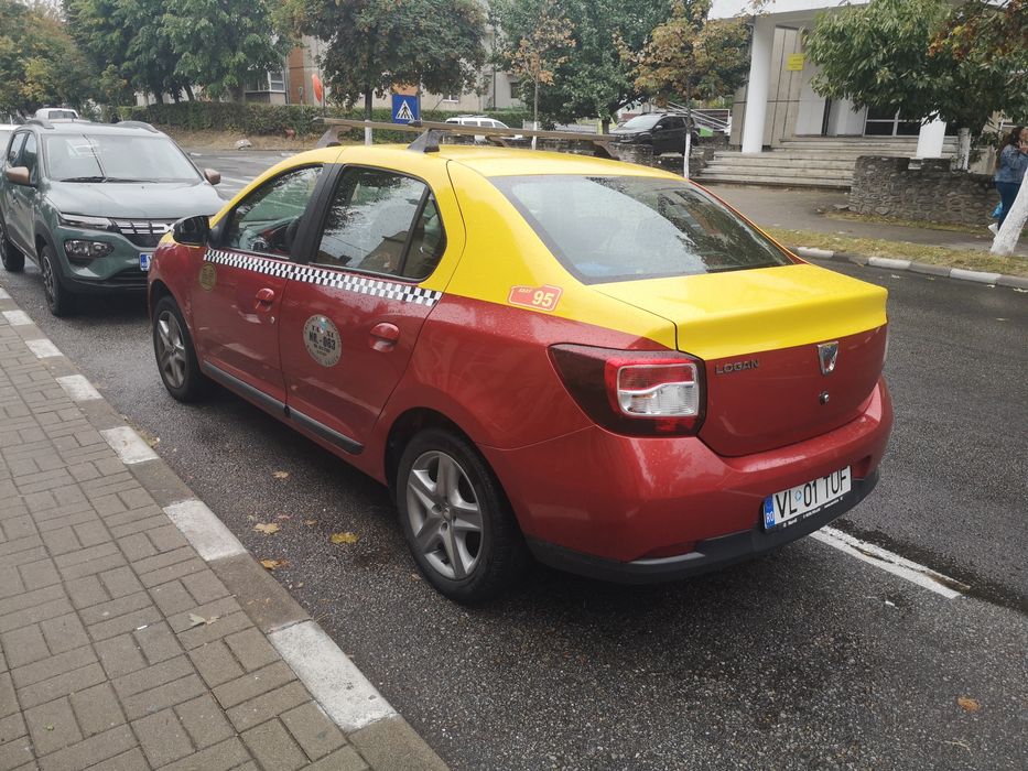 De vânzare TAXI Dacia Logan 2016 – Benzină/GPL, cu firmă și licență