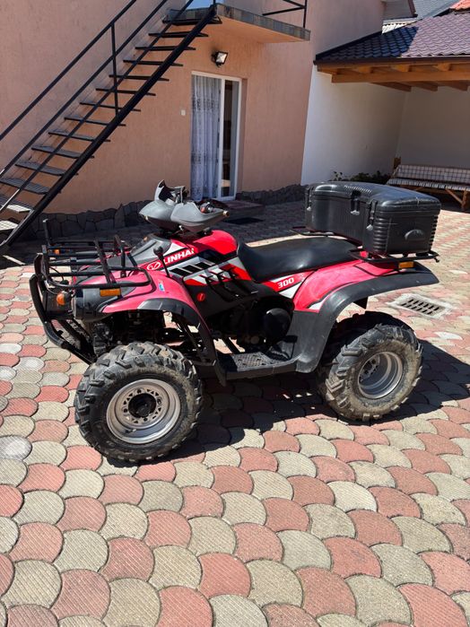 Vănd sau schimb atv linhai 300 4x4