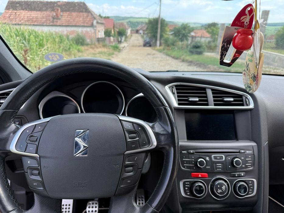 Citroen ds4 1.6 benzină 200cp, 2011, se vindeee