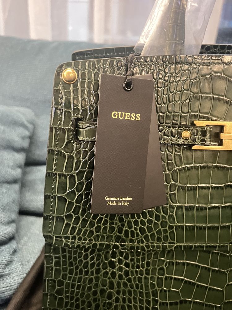 Guess Cristina real leather. 100% оригинал.Нова с всички етикети!